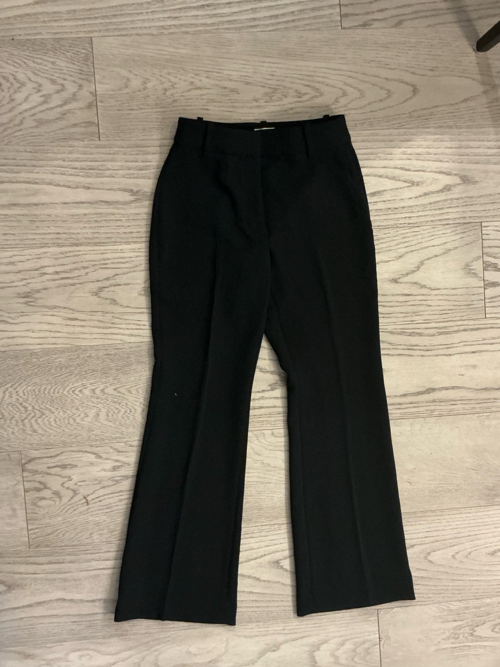NWOT Wilfred Effortless pants